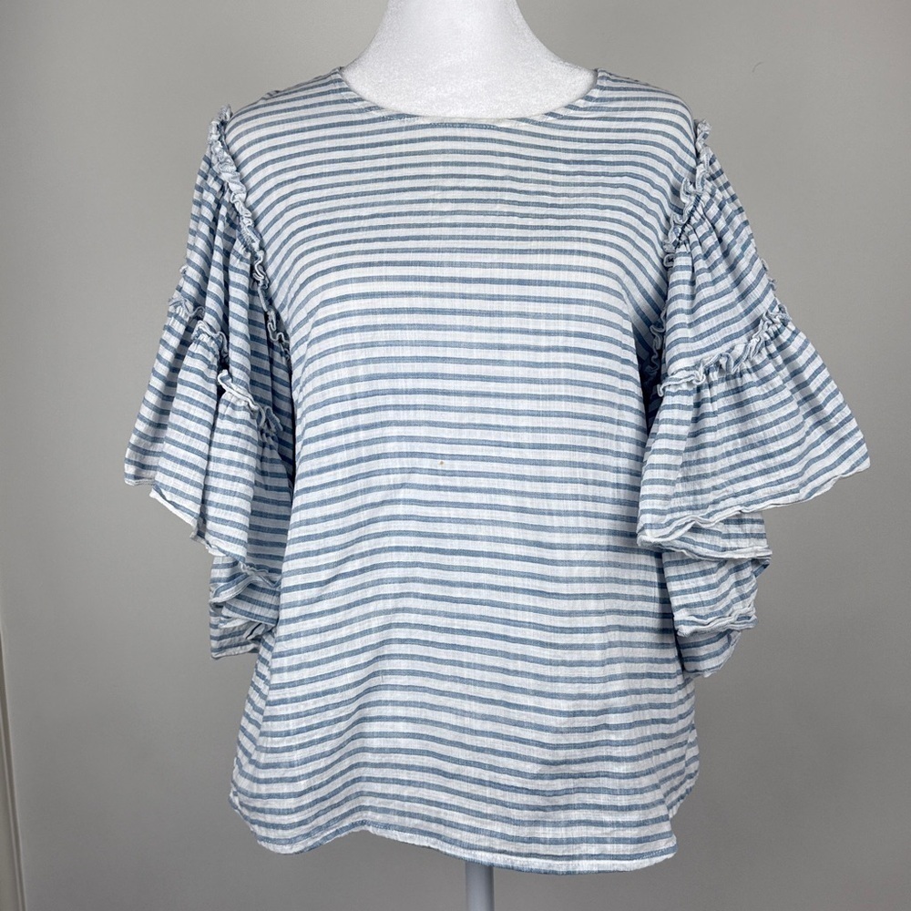 Who What Wear Short Sleeve Ruffle Blue & White Striped Top Blouse Size Medium